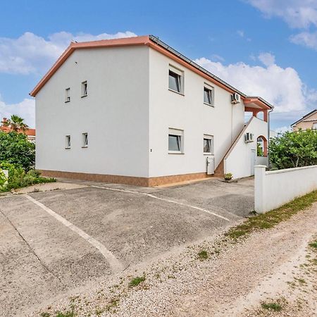 Beautiful Apartment In Vir With Wifi Exterior foto