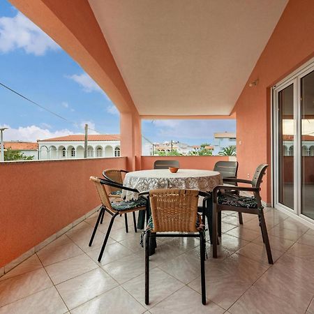 Beautiful Apartment In Vir With Wifi Exterior foto