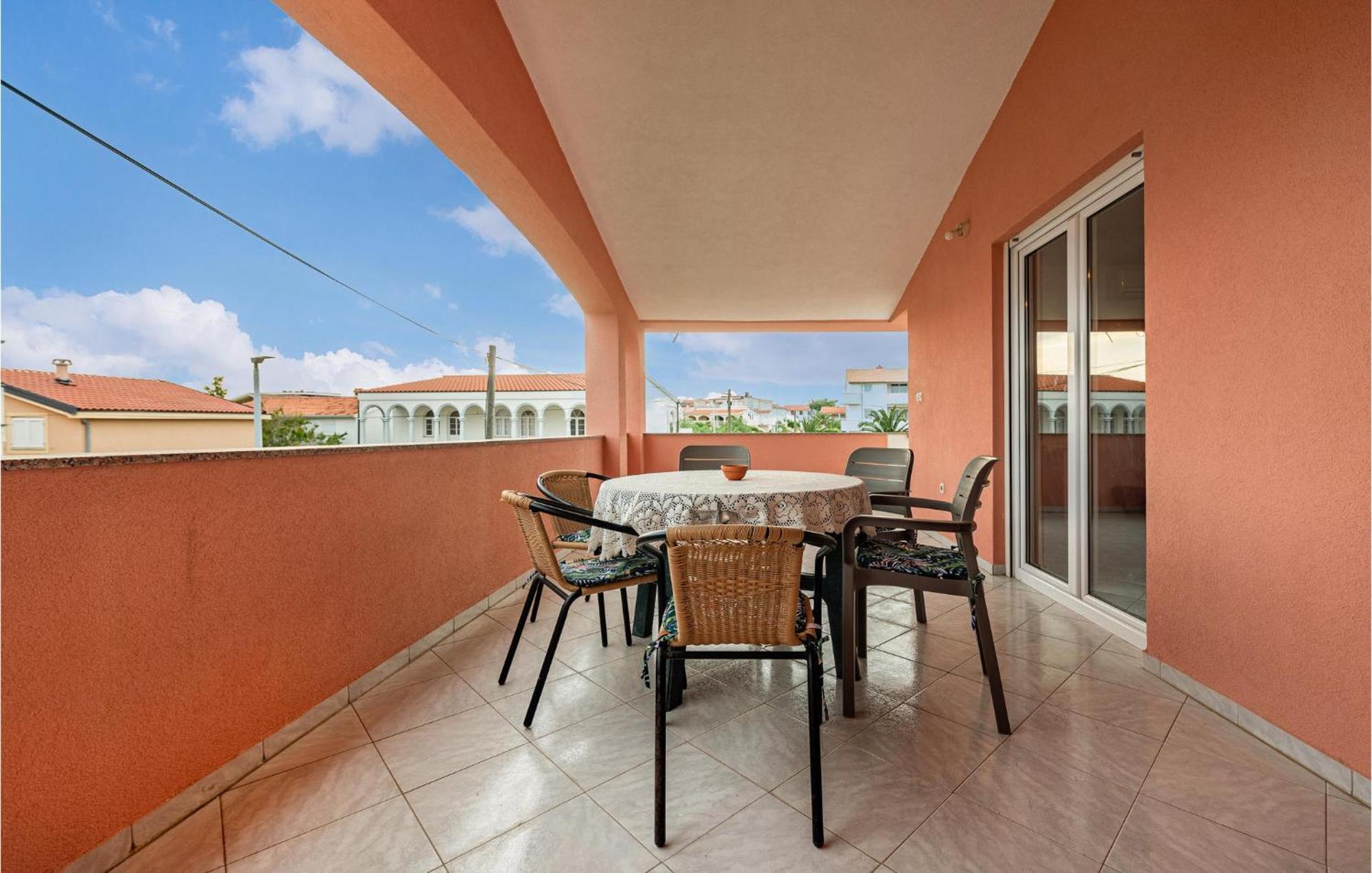 Beautiful Apartment In Vir With Wifi Exterior foto